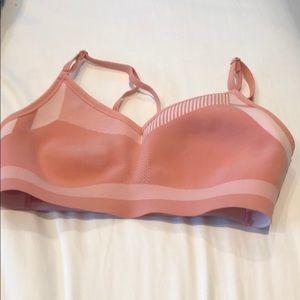 Nike Flyknit Indy Tech Pack